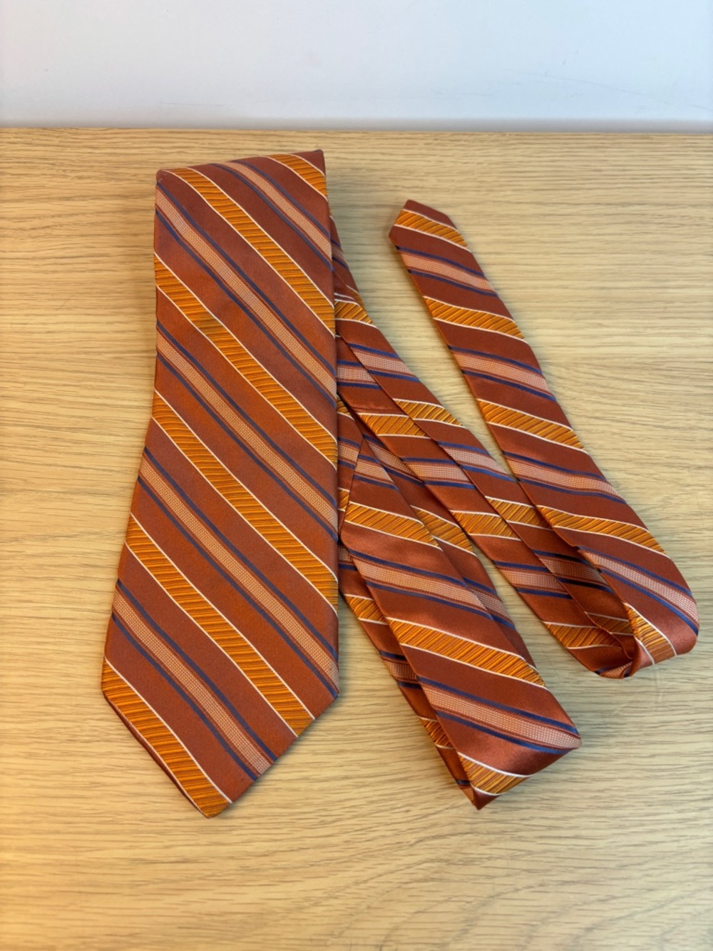 Michael‎ Kors Men's Orange Striped Silk Tie - Classic Formal Accessory